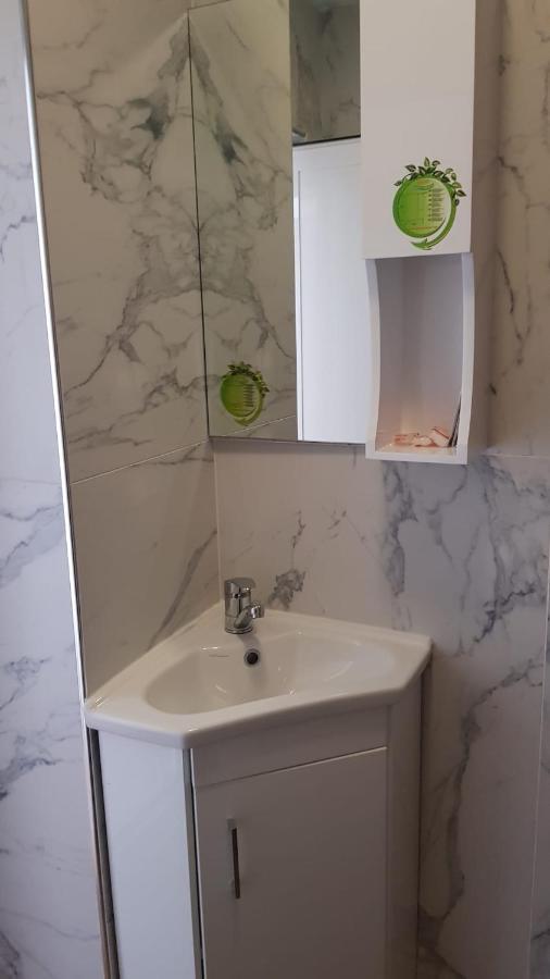 The Center Apartments Comfort Sandanski Ngoại thất bức ảnh
