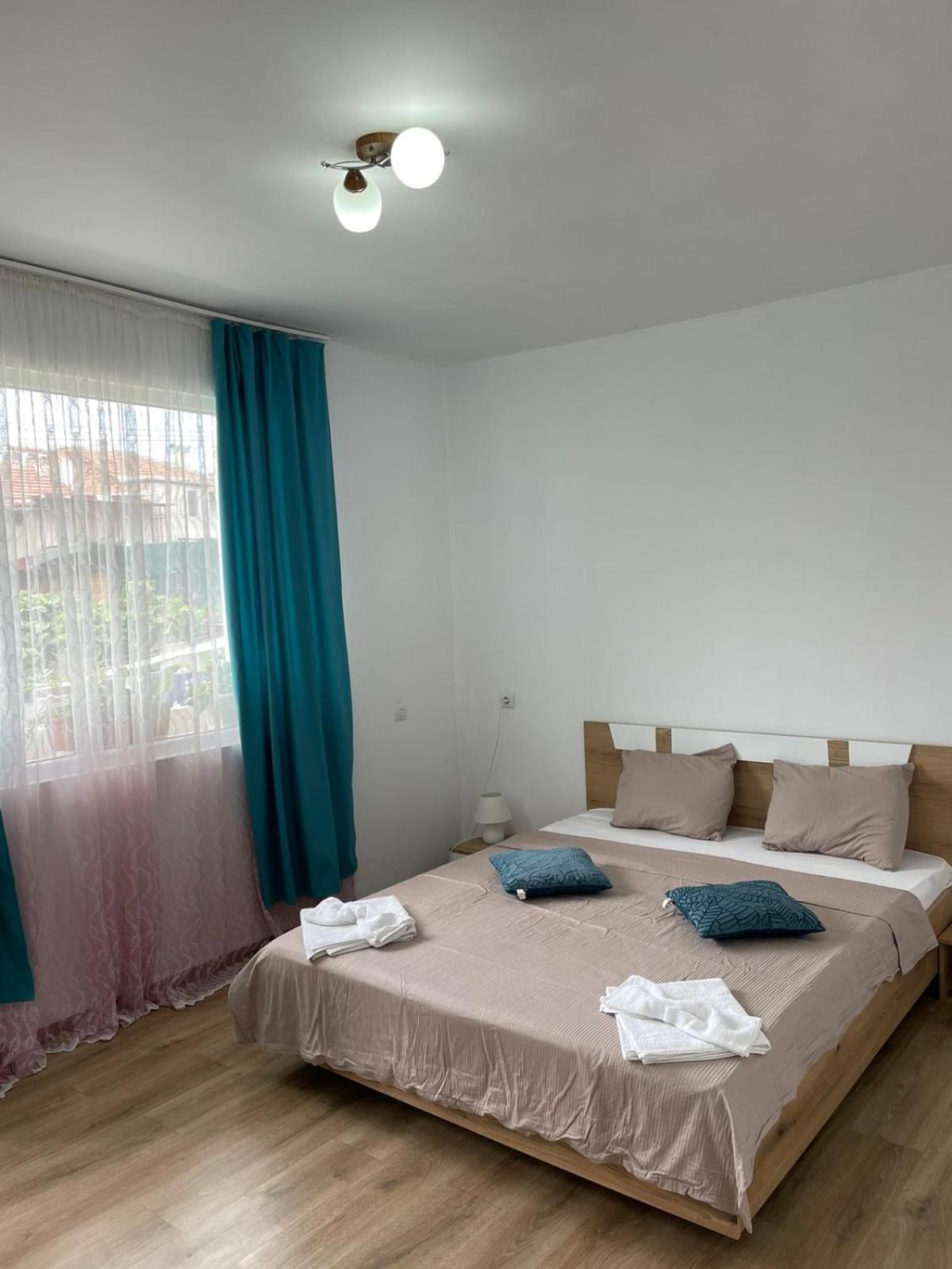 The Center Apartments Comfort Sandanski Ngoại thất bức ảnh